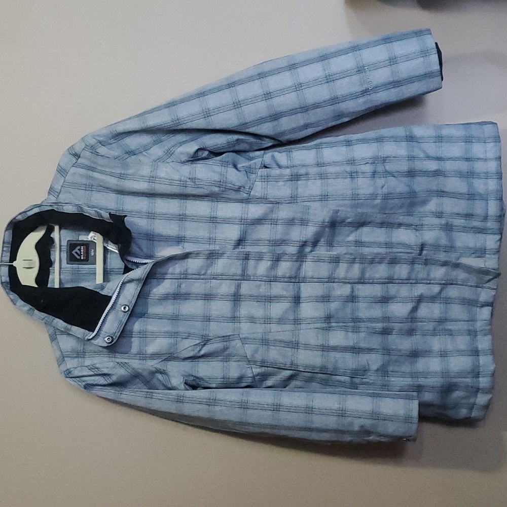 Black mountain hybrid jacket size medium